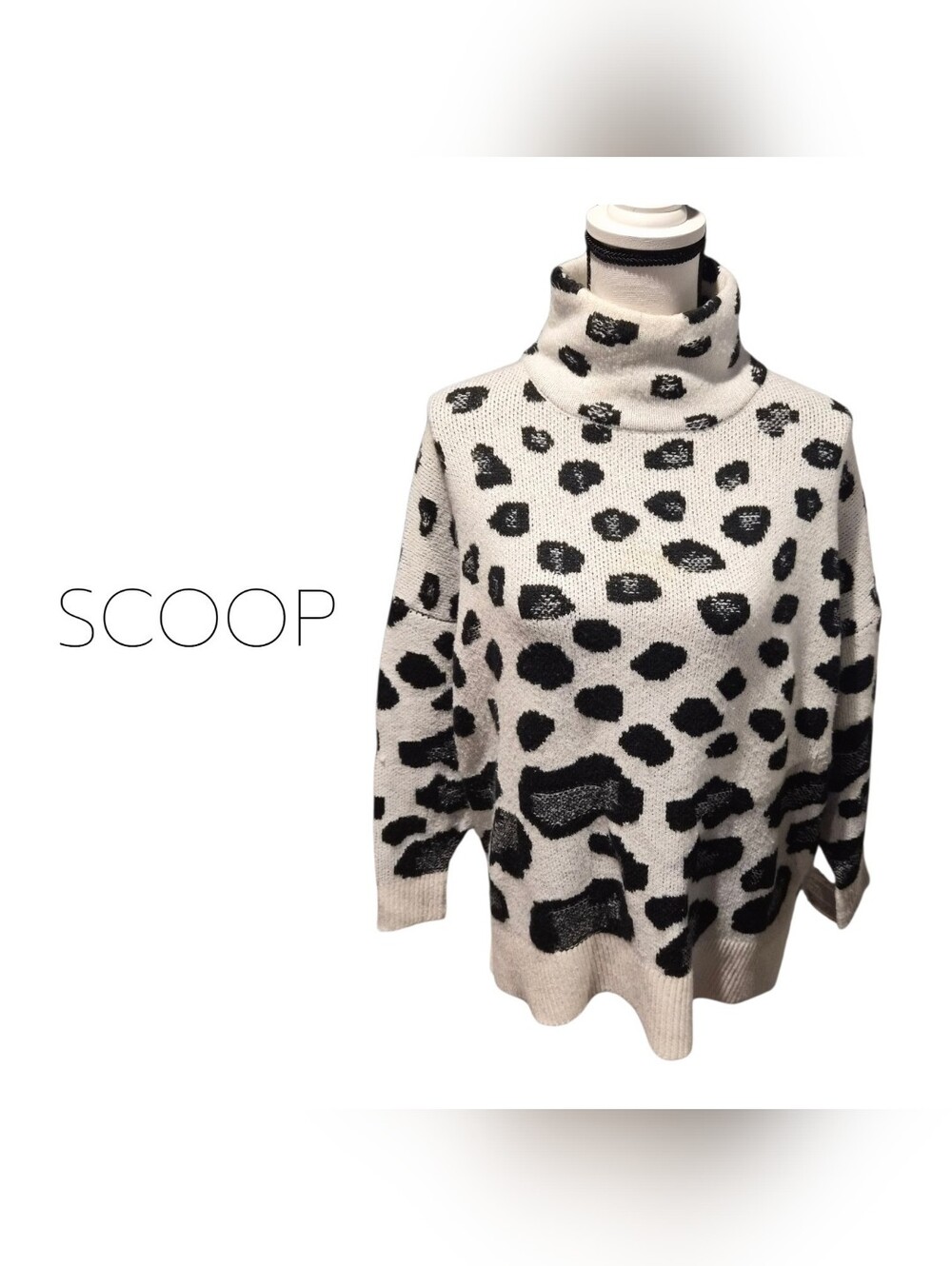 Scoop Brand Black & Cream Leopard Print Turtleneck Sweater Size XS